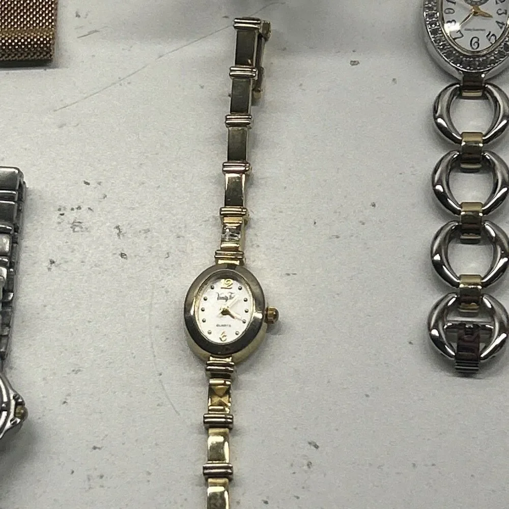 Bundle Of 21 Untested Watches - Mix Of Vintage And Smart Watches - Picture 14 of 16